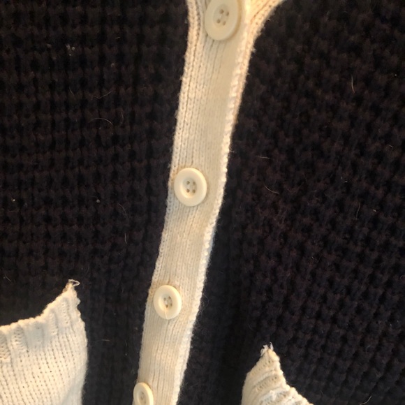 Heavy knit two tone “varsity” cardigan ✨✨💐 - Picture 4 of 4